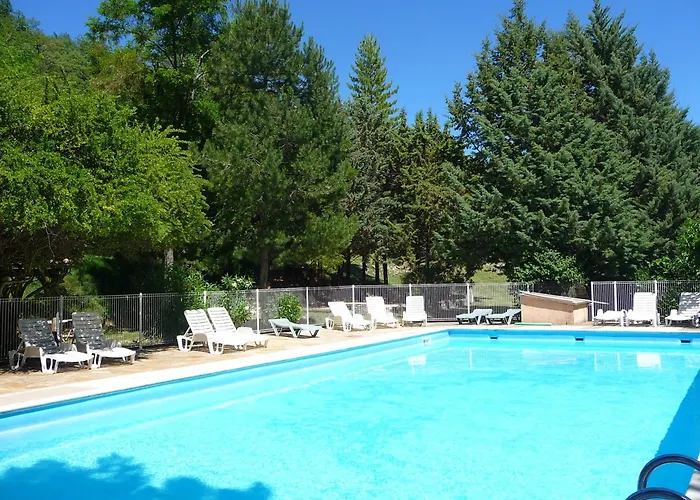 Gites Du Domaine De Serre Long