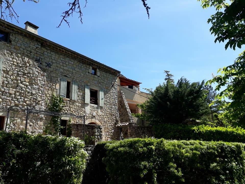 Gites Du Domaine De Serre Long